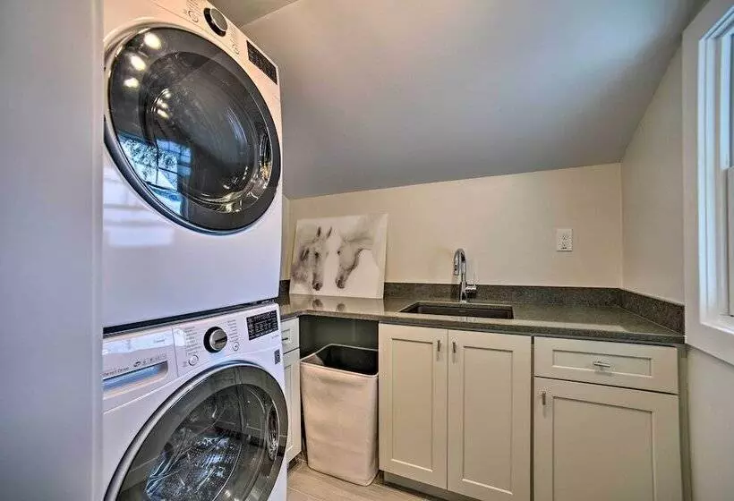 Fenton Home W/ Patio & All Sports Lake Access