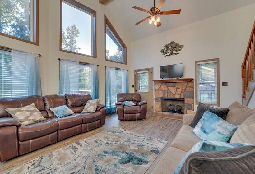 Fisherman S Paradise With Fire Pit & Lake Access!