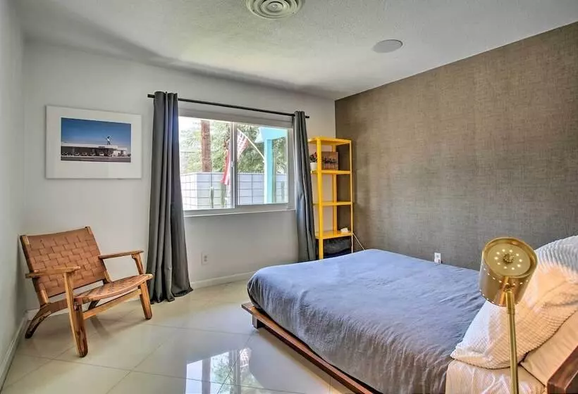 Funky Palm Springs Paradise Near Golf Courses