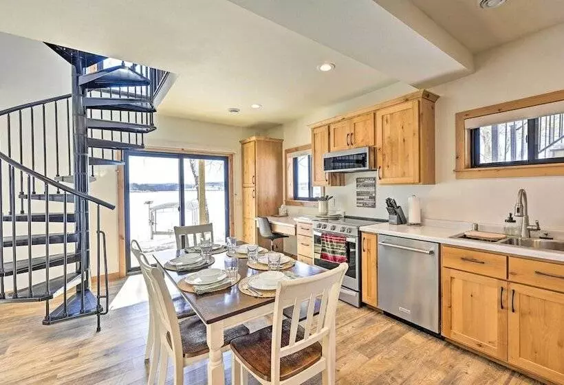 Happys Haven Cabin W/ Gas Grill & Fire Pit!