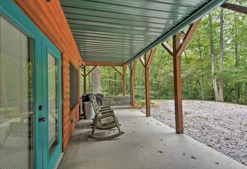 Andrews Cabin W/ Game Room & Covered Porch!
