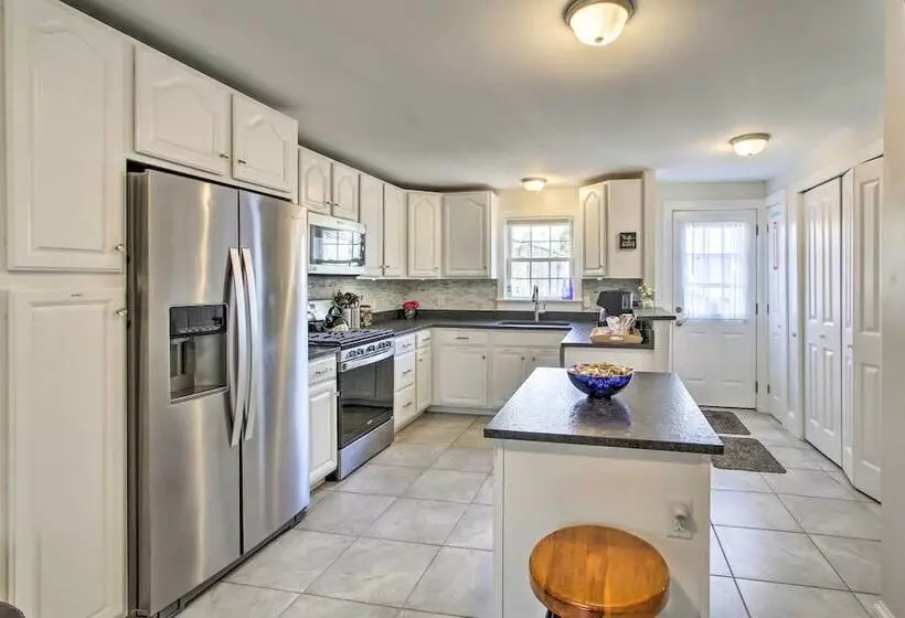 Historic Bath Home, Walk To Waterfront Park!