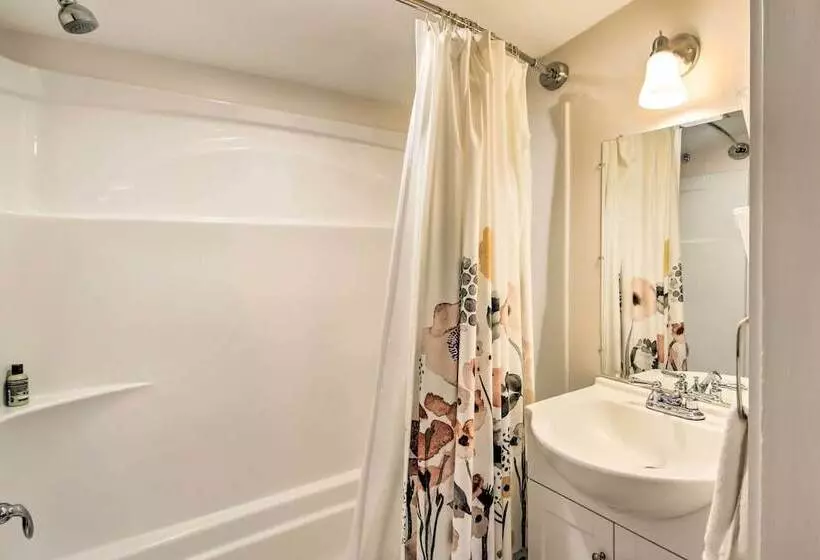 Historic Bath Home, Walk To Waterfront Park!