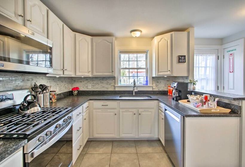 Historic Bath Home, Walk To Waterfront Park!