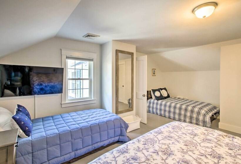 Historic Bath Home, Walk To Waterfront Park!