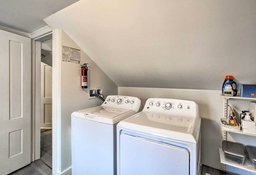 Historic Bath Home, Walk To Waterfront Park!