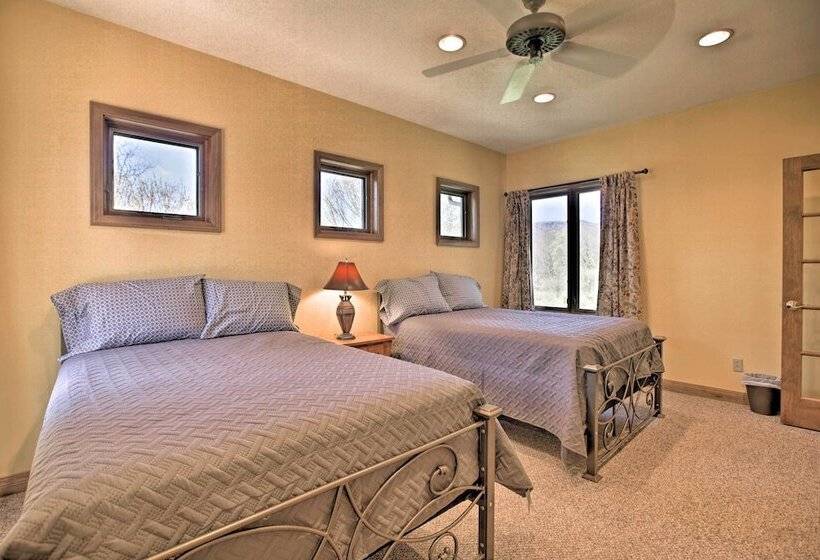 House W/deck, Fire Pit 15 Mins To Snowshoe!