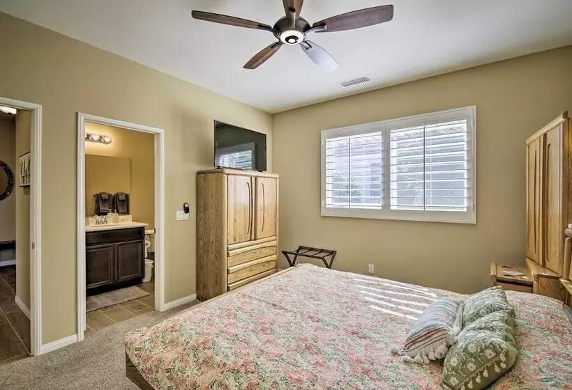 Pool & On Site Golf Course: Modern Indio Retreat