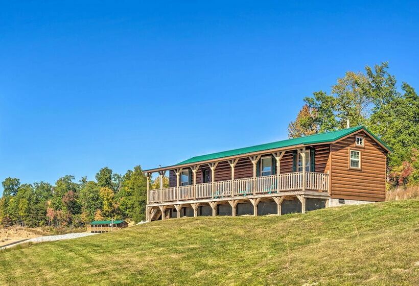 Lakefront Cabin: Private Dock, Trails, Cave, Etc!