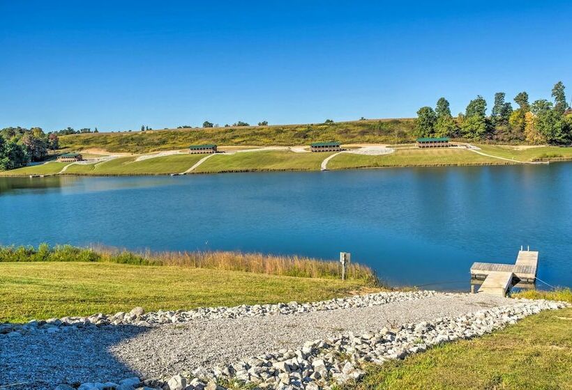 Lakefront Cabin: Private Dock, Trails, Cave, Etc!