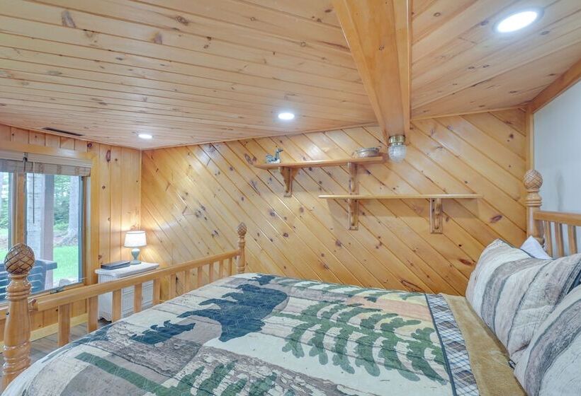 Lakefront Maine Retreat W/ Deck, Dock & Fire Pit!