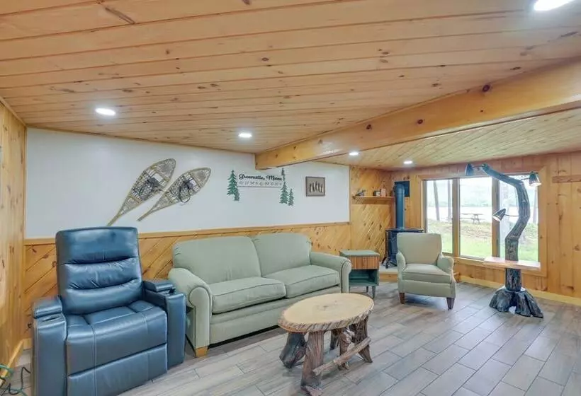 Lakefront Maine Retreat W/ Deck, Dock & Fire Pit!