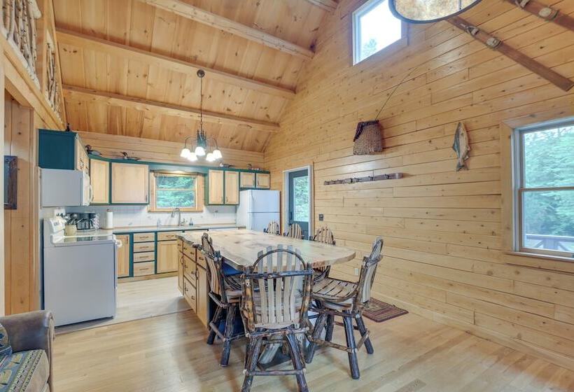 Lakefront Maine Retreat W/ Deck, Dock & Fire Pit!