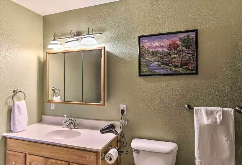 Lovely Black Hills Area Home: Covered Porch & Deck