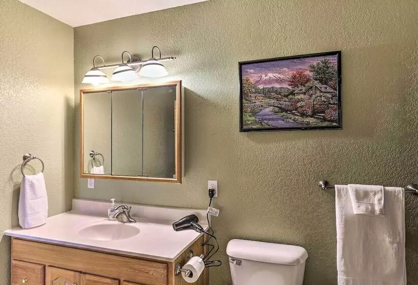 Lovely Black Hills Area Home: Covered Porch & Deck