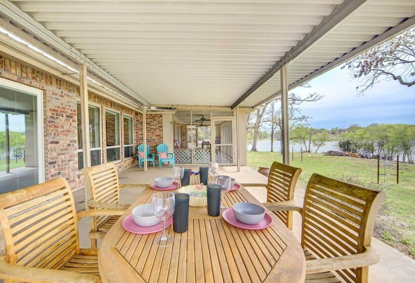 Mineola Lake House W/ Dock & Fire Pit!