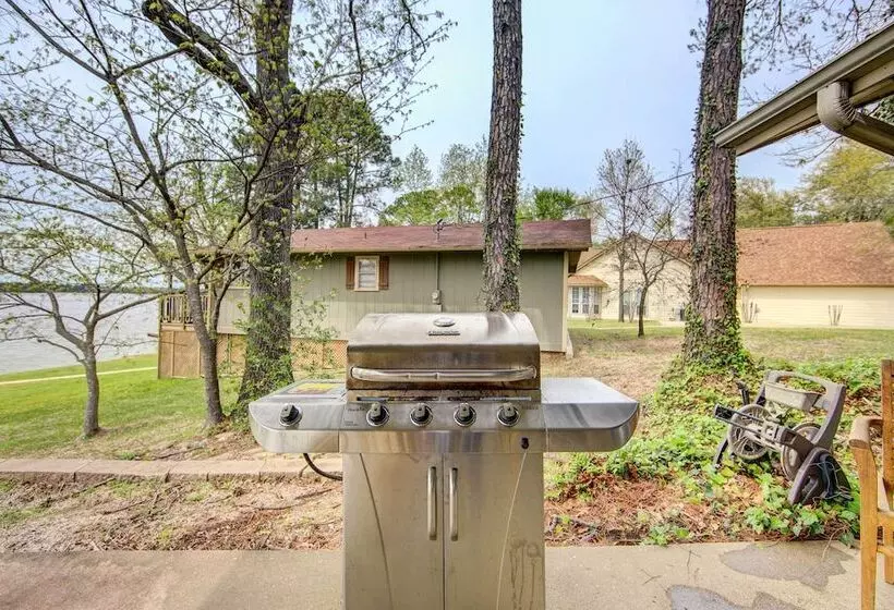 Mineola Lake House W/ Dock & Fire Pit!