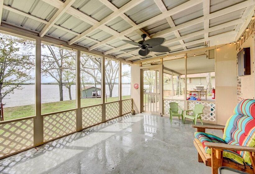 Mineola Lake House W/ Dock & Fire Pit!