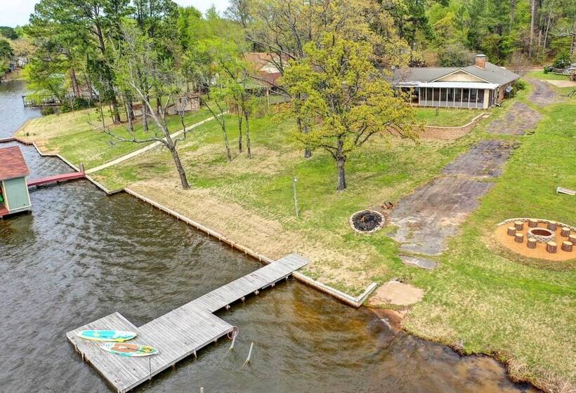 Mineola Lake House W/ Dock & Fire Pit!