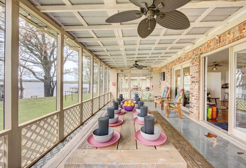 Mineola Lake House W/ Dock & Fire Pit!