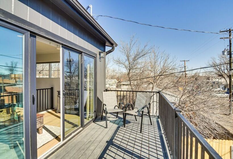 Modern Erie Home   Walk To Downtown!