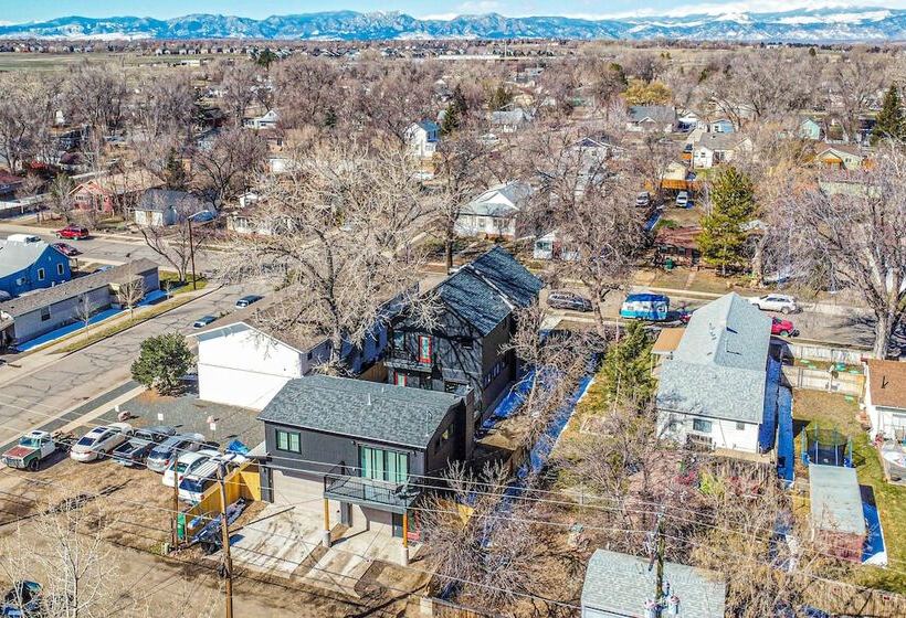 Modern Erie Home   Walk To Downtown!