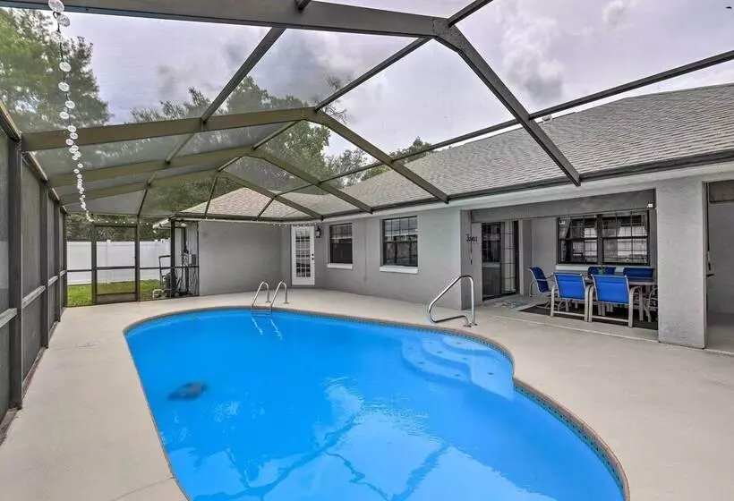 Ocala Escape W/ Private Pool, Pets Welcome!