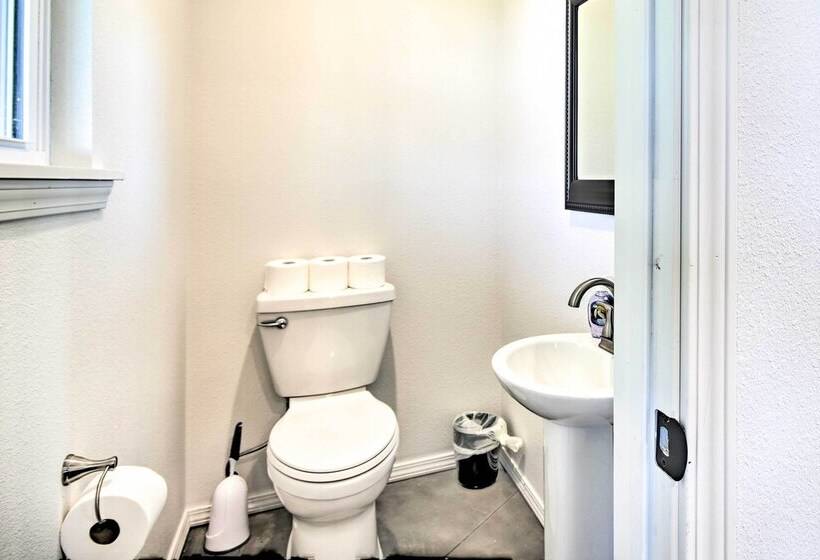 Pet Friendly Cabin On Wolf Creek At Grand Lake!