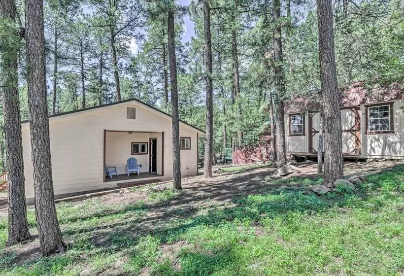 Pet Friendly Ruidoso Home W/ Deck & Forest Views!