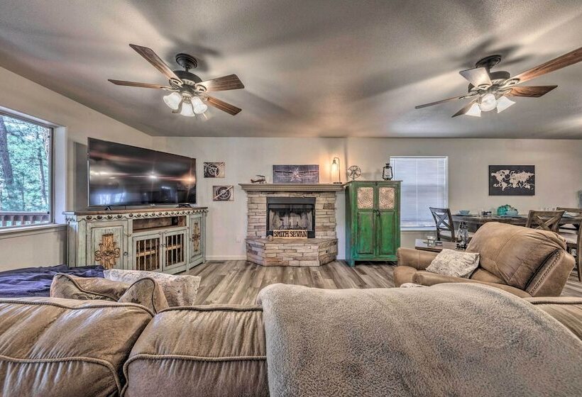 Pet Friendly Ruidoso Home W/ Deck & Forest Views!