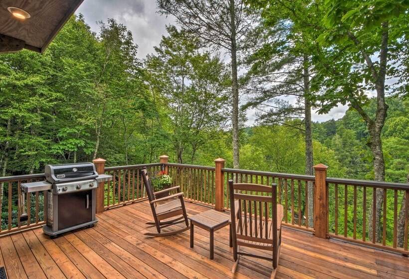 Quiet Riverfront Escape With Deck & Fly Fishing!