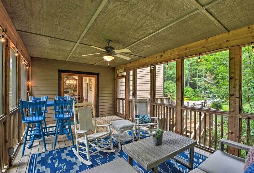 Quiet Riverfront Escape With Deck & Fly Fishing!