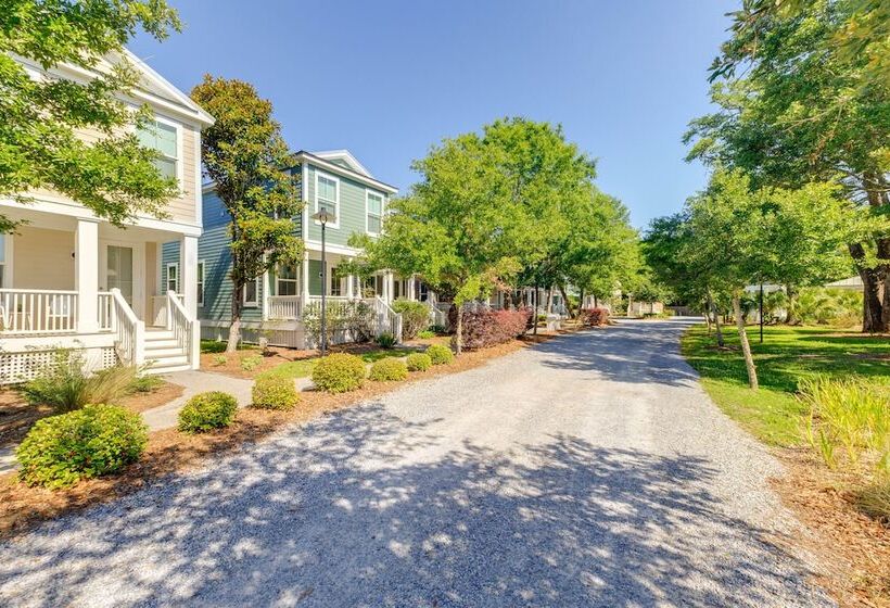 1 Mi To Downtown: Modern Ocean Springs Cottage