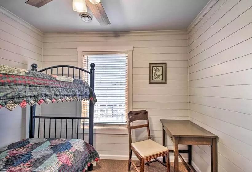 Remote Retreat: Cozy Home W/ Big Pine Lake Access!