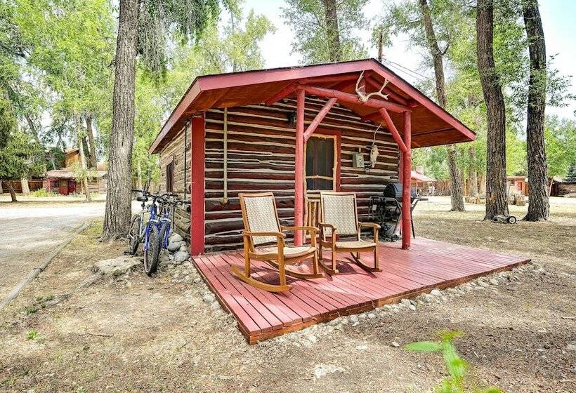 Rustic Cabin Near Downtown Bv & Arkansas River!