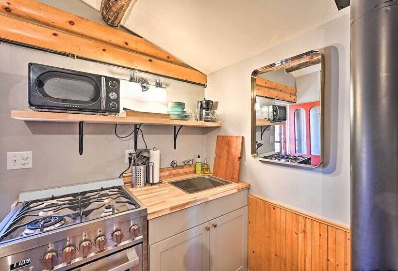 Rustic Cabin Near Downtown Bv & Arkansas River!