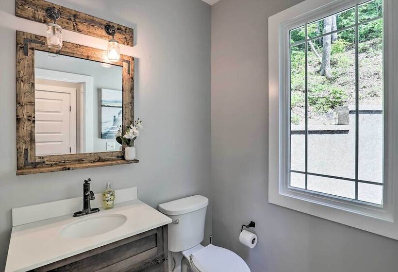 Escape W/ Hot Tub, Mtn Views: 5 Mi To Urban Trail