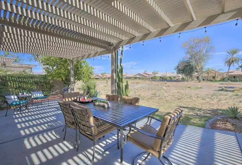 Serene Indio Gem ~ 1 Mile To Coachella!