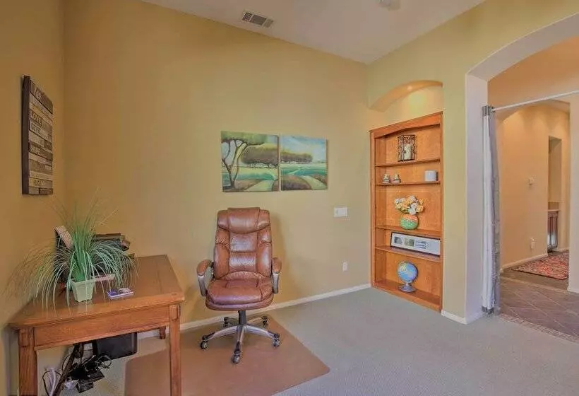 Serene Indio Gem ~ 1 Mile To Coachella!
