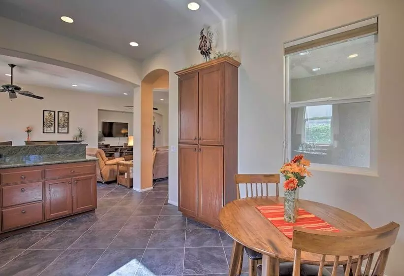 Serene Indio Gem ~ 1 Mile To Coachella!