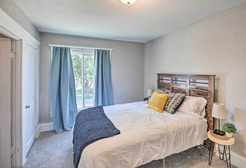 Sioux Falls Abode W/ Fire Pit 1 Mi To Dtwn!