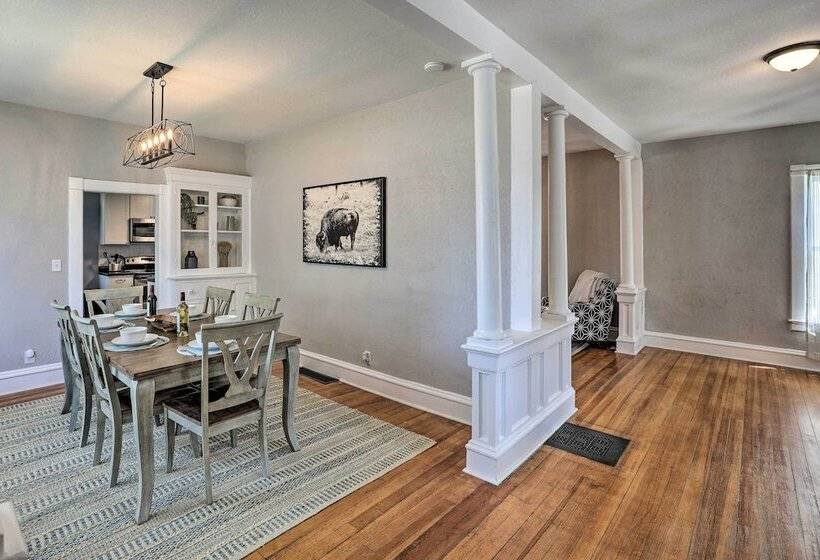 Sioux Falls Abode W/ Fire Pit 1 Mi To Dtwn!