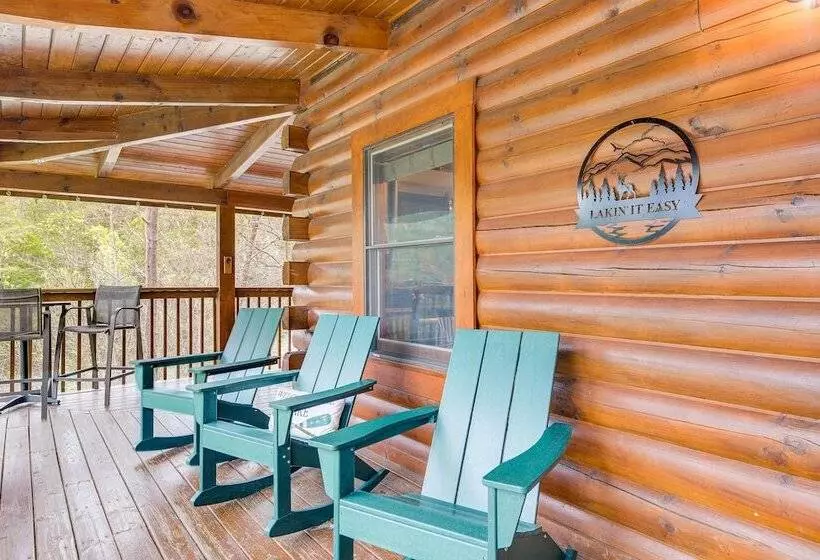 Lakefront Sevierville Cabin W/ Hot Tub & Fire Pit!