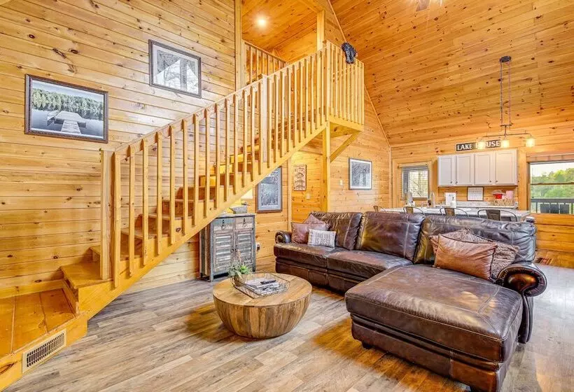 Lakefront Sevierville Cabin W/ Hot Tub & Fire Pit!