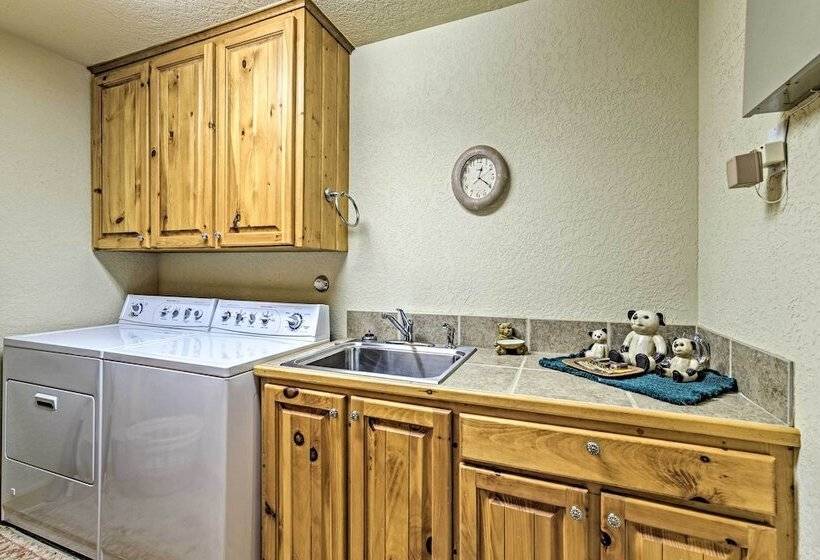 Angel Fire Mountain View Retreat W/ Private Deck!