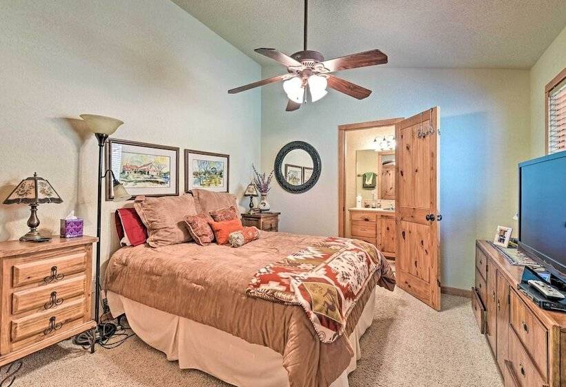 Angel Fire Mountain View Retreat W/ Private Deck!