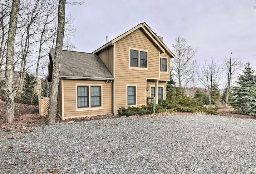 Tannersville Cozy Home W/ Deck, 1 Mi To Camelback!