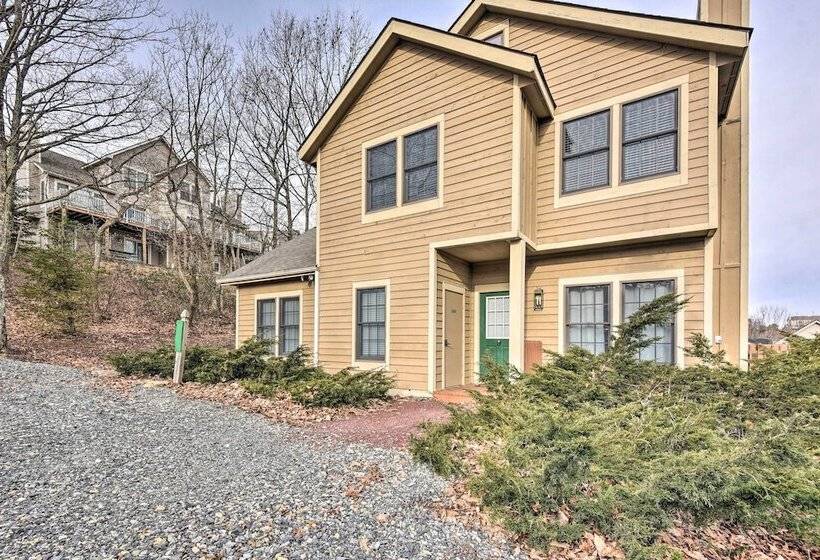 Tannersville Cozy Home W/ Deck, 1 Mi To Camelback!