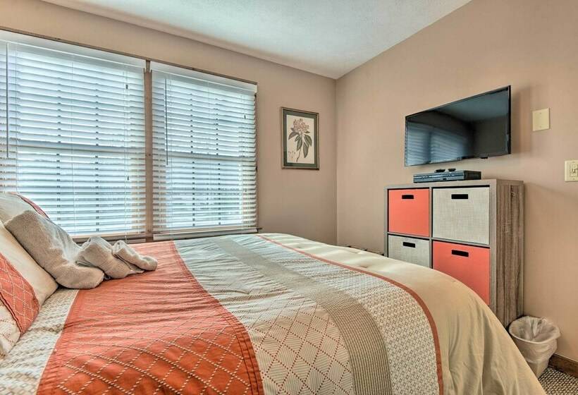 Tannersville Cozy Home W/ Deck, 1 Mi To Camelback!