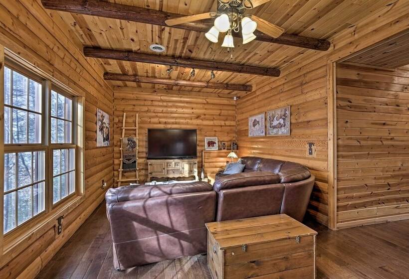 Viola Lakefront Escape W/ 3 Kayaks & Paddle Board